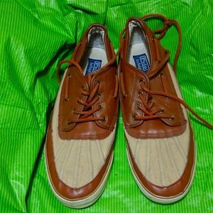 Men's casual shoes sz 13